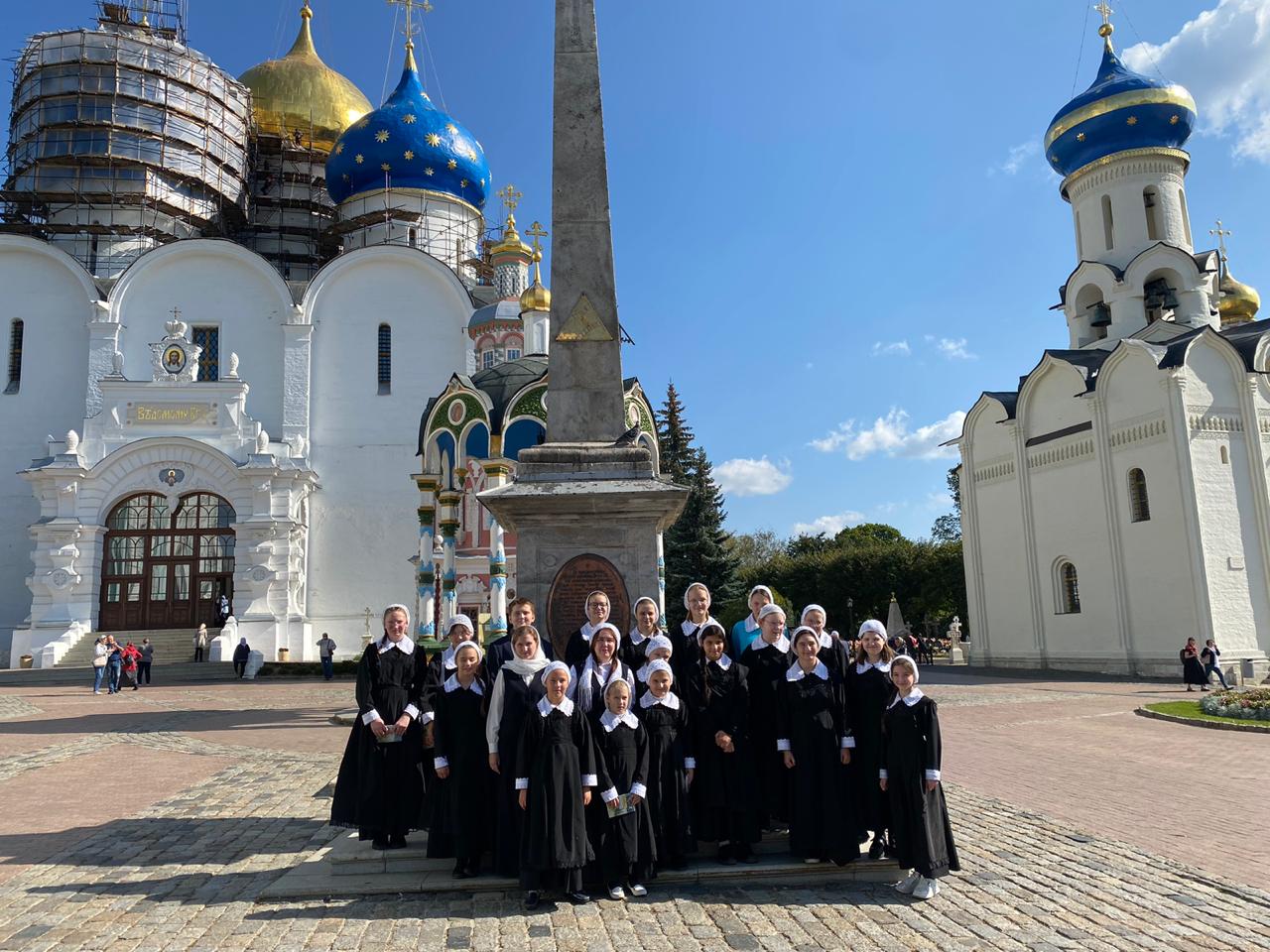 Обучающиеся в православной гимназии в Троице-Лыкове побывали на экскурсии в Троице-Сергиевой Лавре