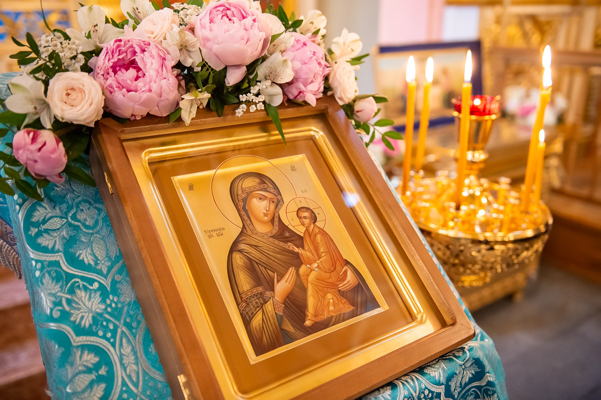 Престольный праздник обители в день Тихвинской иконы Божией Матери