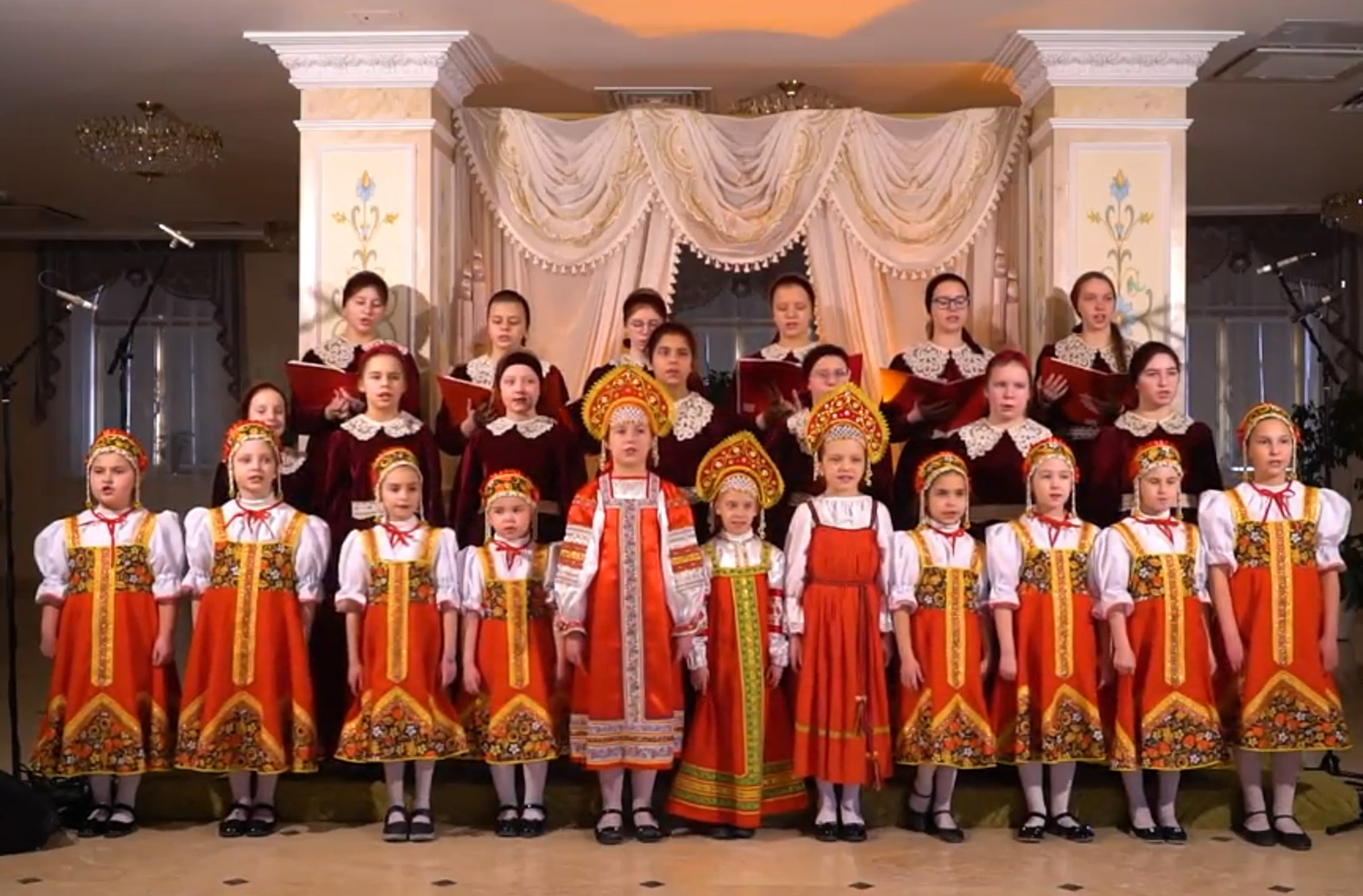 Концерт воспитанниц детского приюта к дню Канонизации и преставления святой Матроны Московской