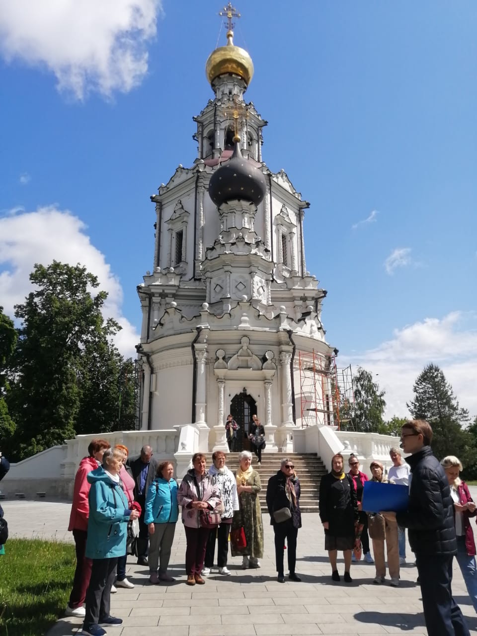 Экскурсия для паломников на Подворье монастыря в Троице-Лыкове
