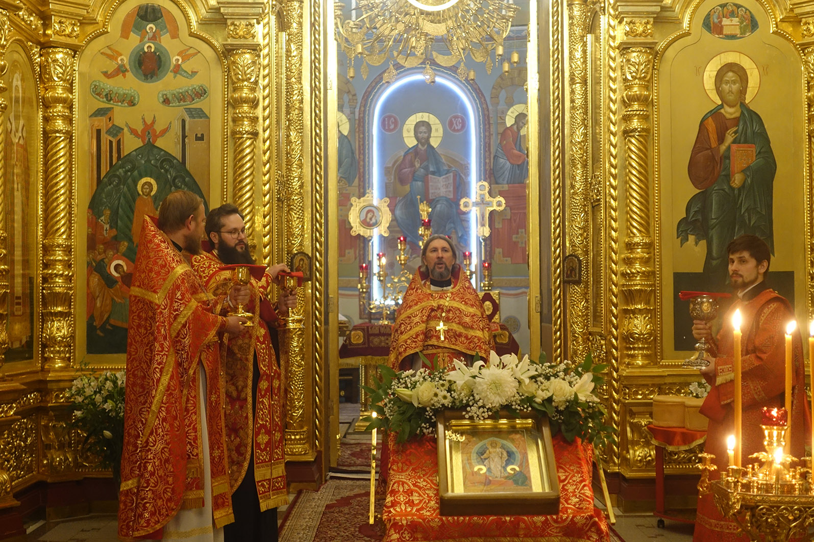 Празднование Пасхи и службы Страстной седмицы на подворье монастыря в Троице-Лыково