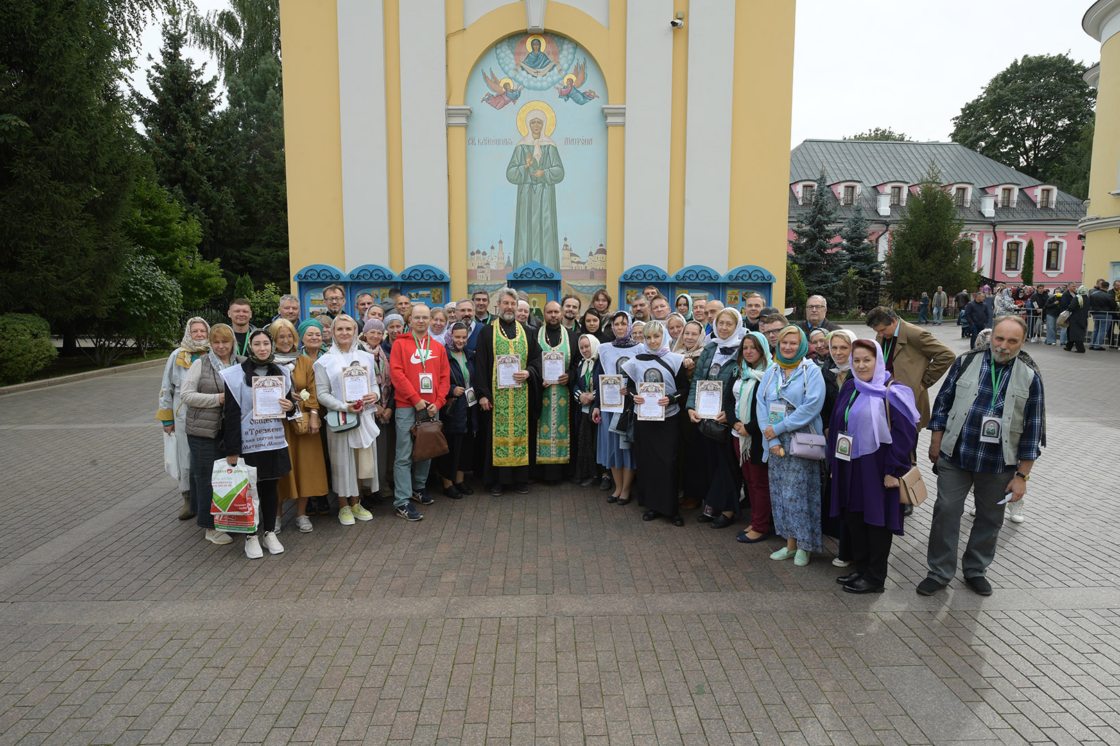Члены общества "Трезвение" посетили Покровский женский монастырь