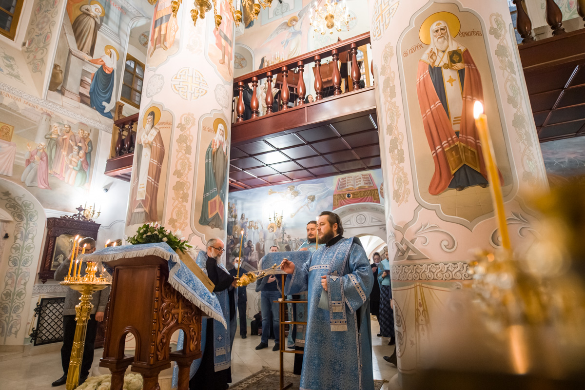 Всенощное бдение в престольный праздник подворья Покровского монастыря в Марково