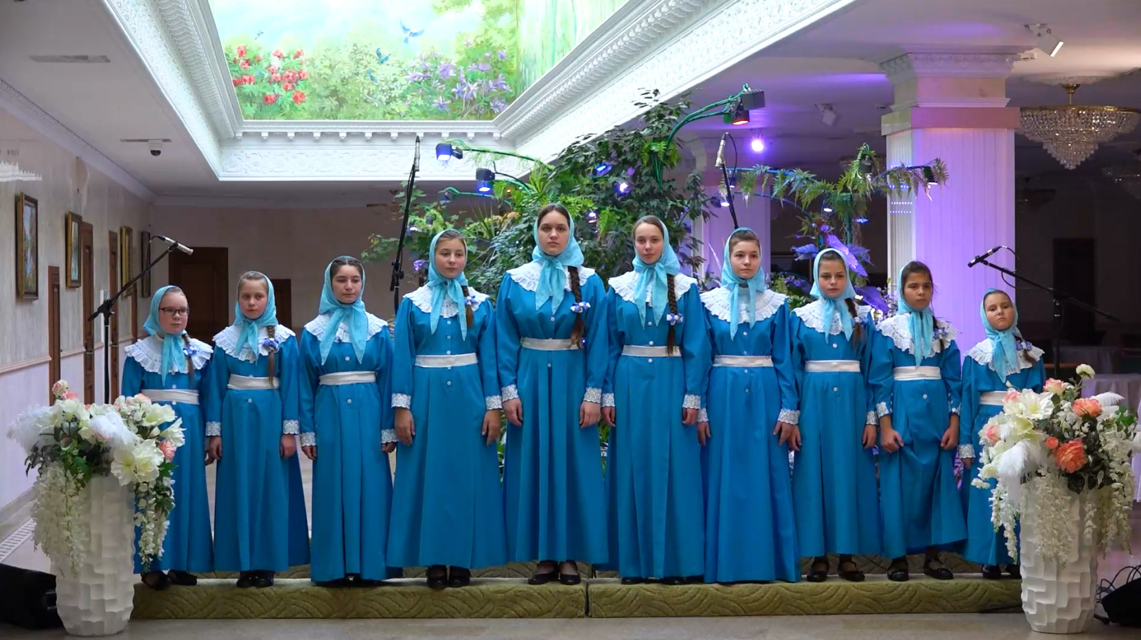 Праздничный концерт воспитанниц детского приюта Покровского монастыря в праздник Покрова Пресвятой Богородицы