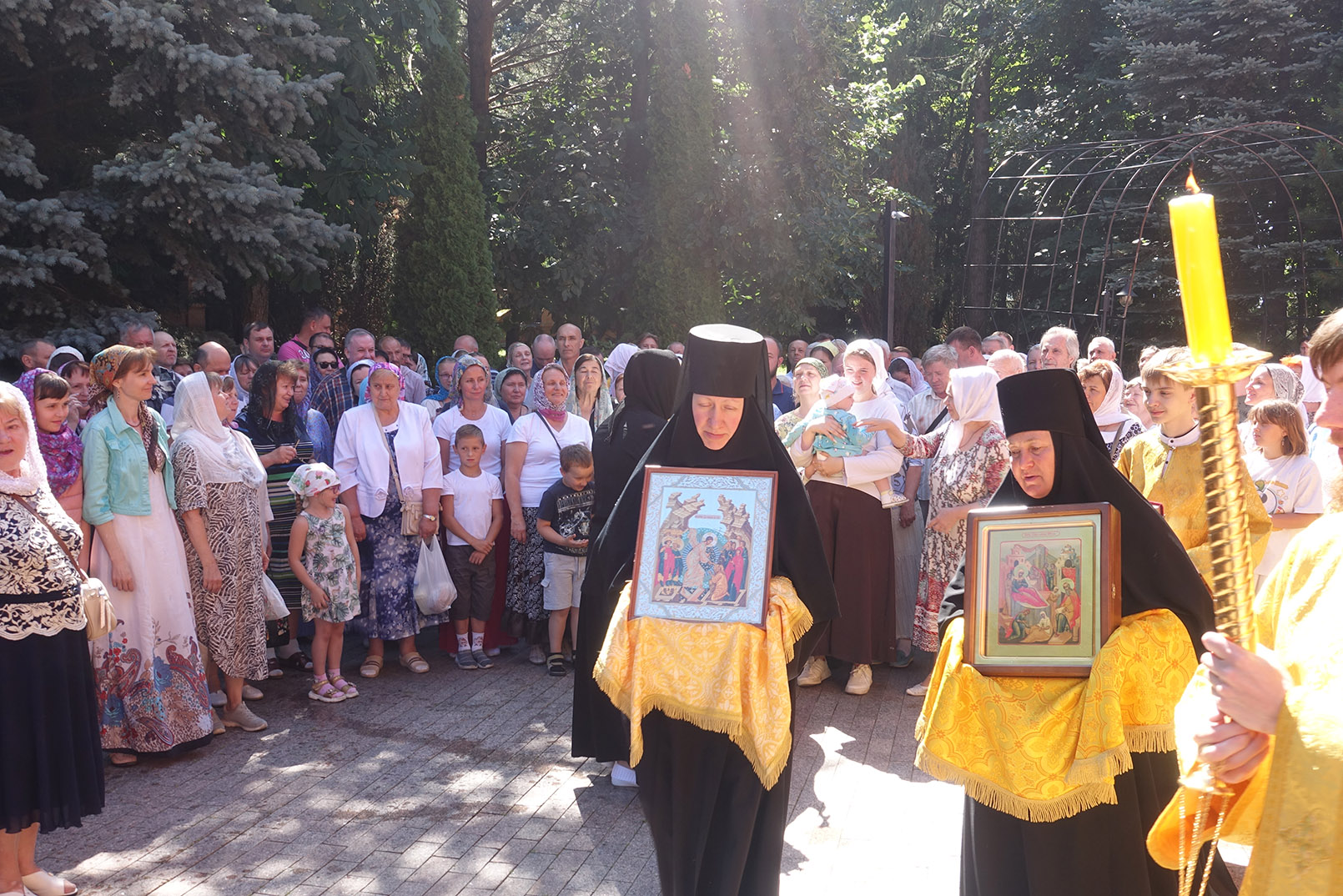 Праздник Рождества Предтечи и Крестителя Господня Иоанна на подворье Покровской обители в cеле Марково