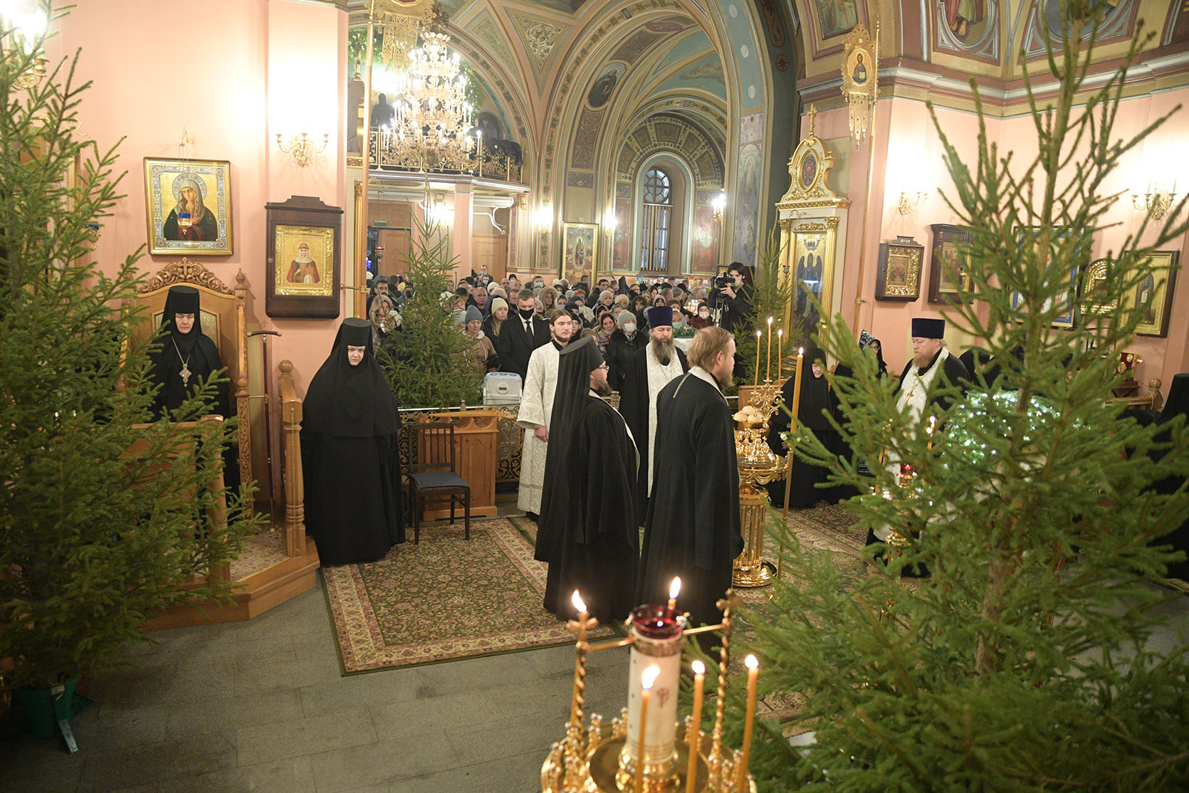 Всенощное бдение в праздник Рождества Христова в Покровском монастыре
