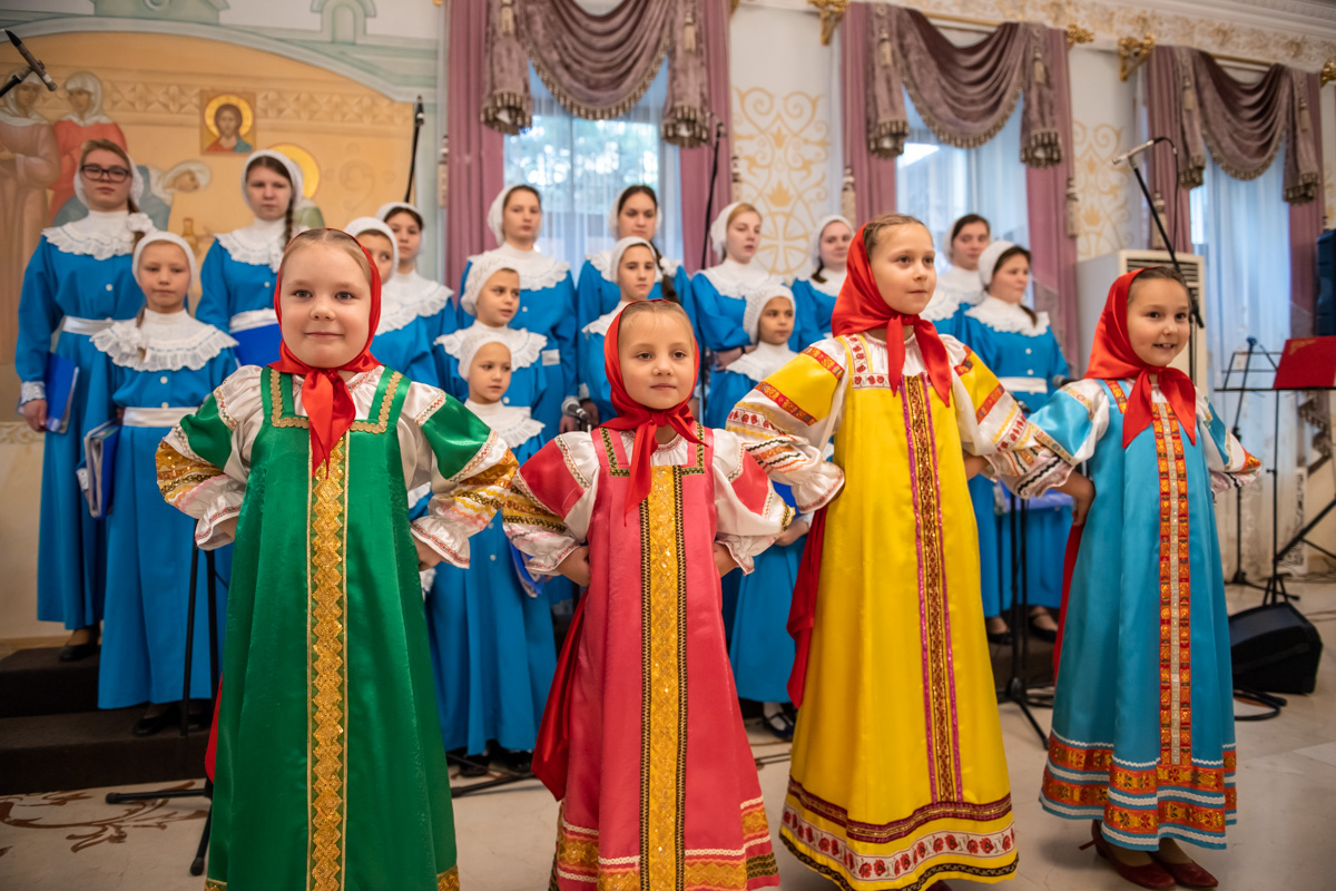 Видео праздничного концерта воспитанниц детского приюта в праздник Покрова Пресвятой Богородицы