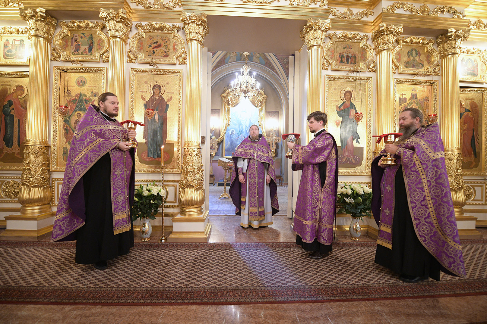 Воздвижение Честного и Животворящего Креста Господня в Покровском женском монастыре