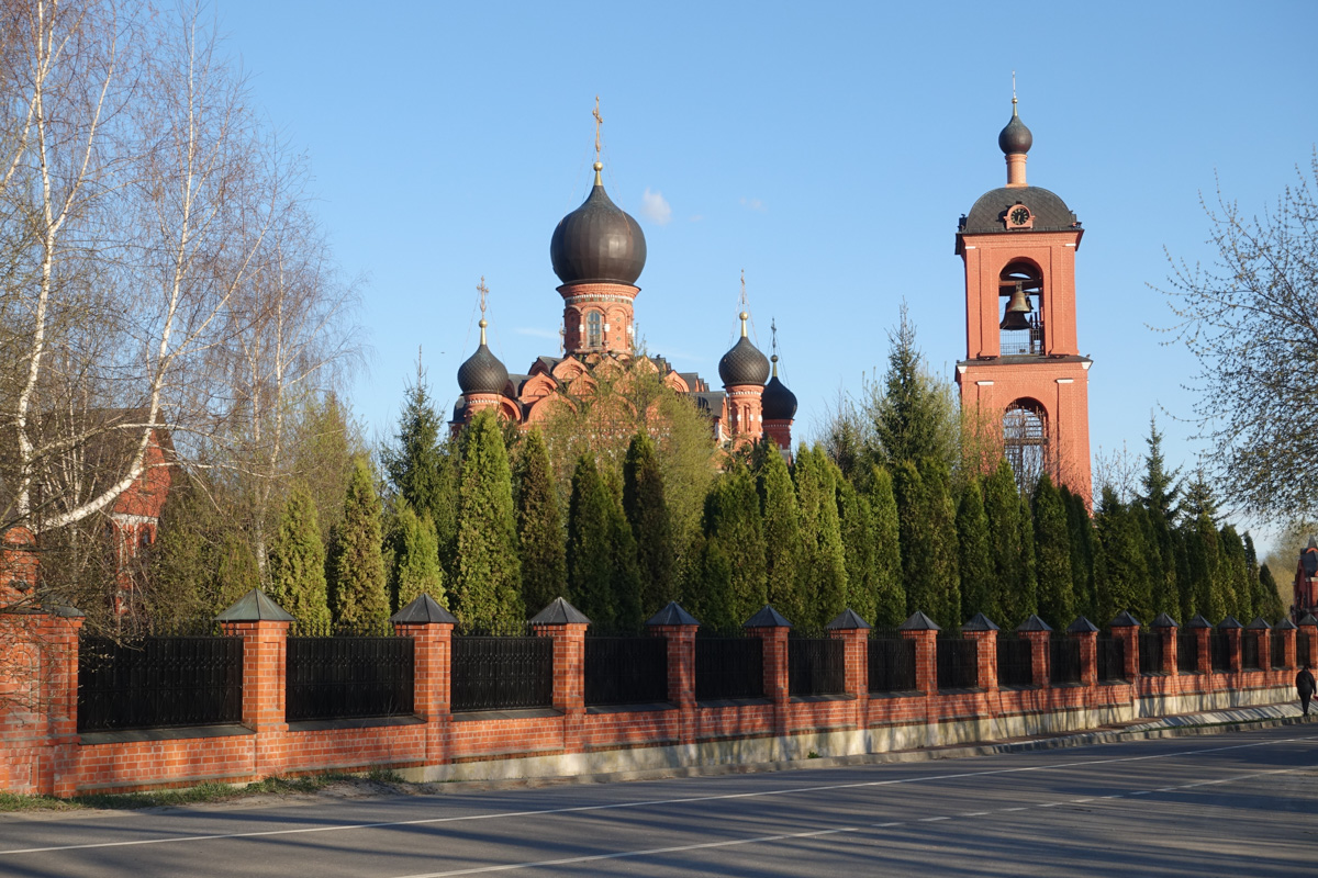 Радоница на подворье Покровского женского монастыря в с. Марково