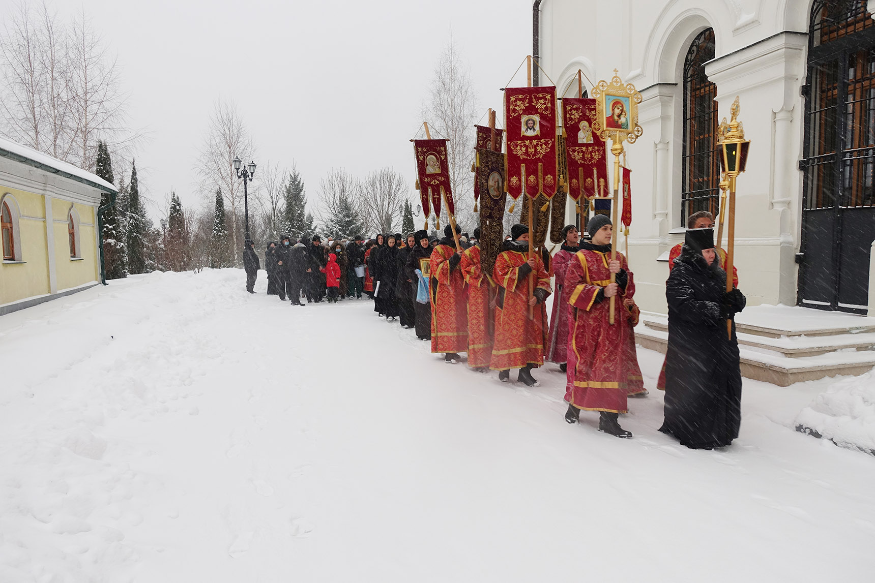 Престольный праздник на подворье Покровского монастыря в Троице-Лыково г. Москвы