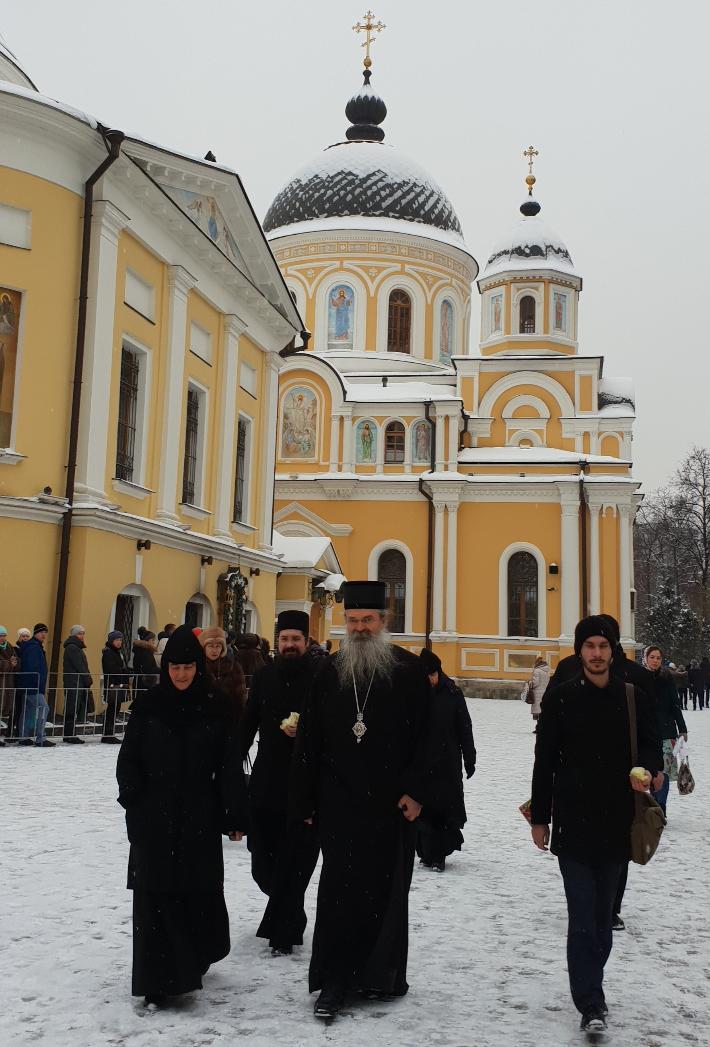 Сербская делегация в Покровском монастыре