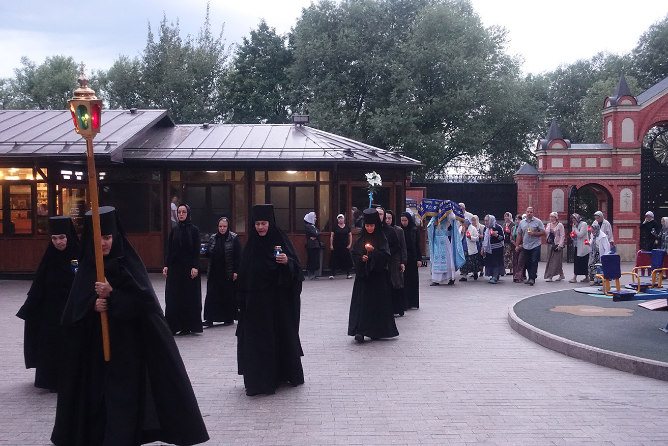Успение Пресвятой Богородицы на подворье монастыря в селе Марково