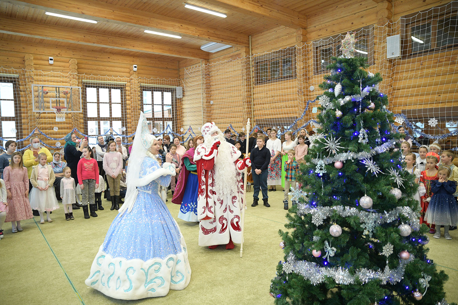 Рождественская ёлка на патриаршем подворье в Троице-Лыково