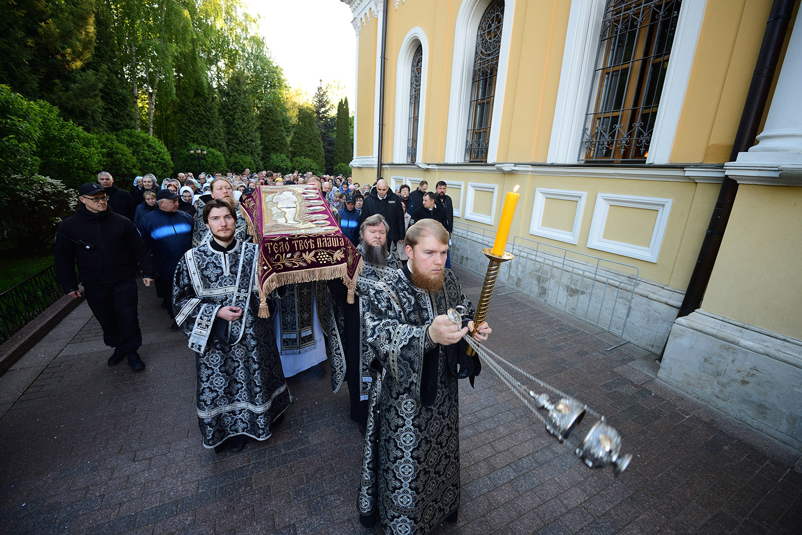 Чин погребения Плащаницы в Покровском женском монастыре