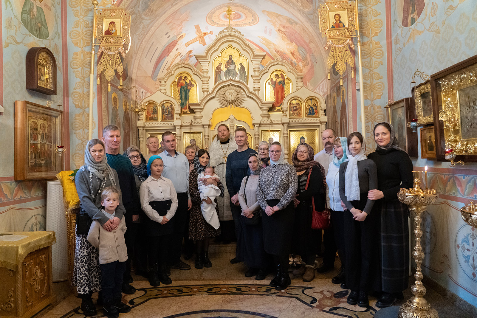 Таинство крещения в Покровском ставропигиальном женском монастыре г. Москвы