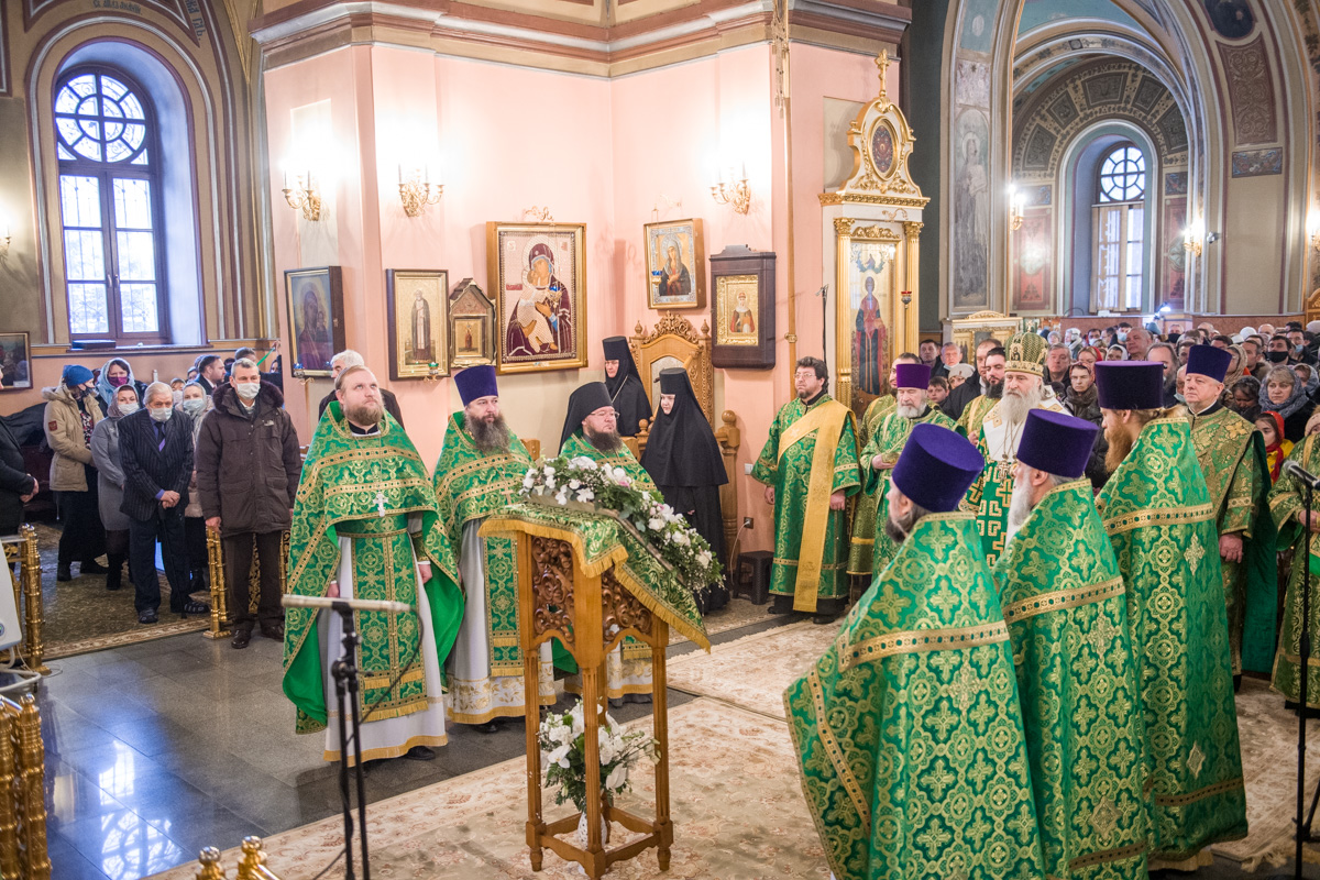Праздник обретения мощей святой праведной блаженной Матроны Московской