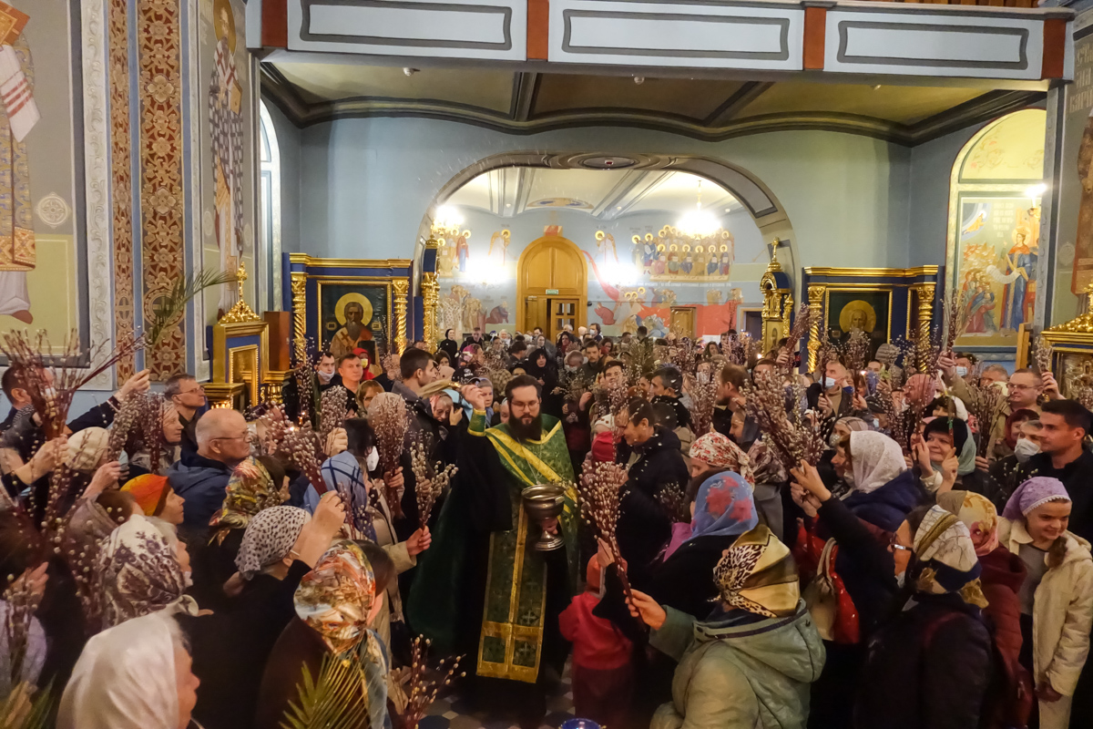 Вербное Воскресение на подворье Покровского монастыря в Троице-Лыково