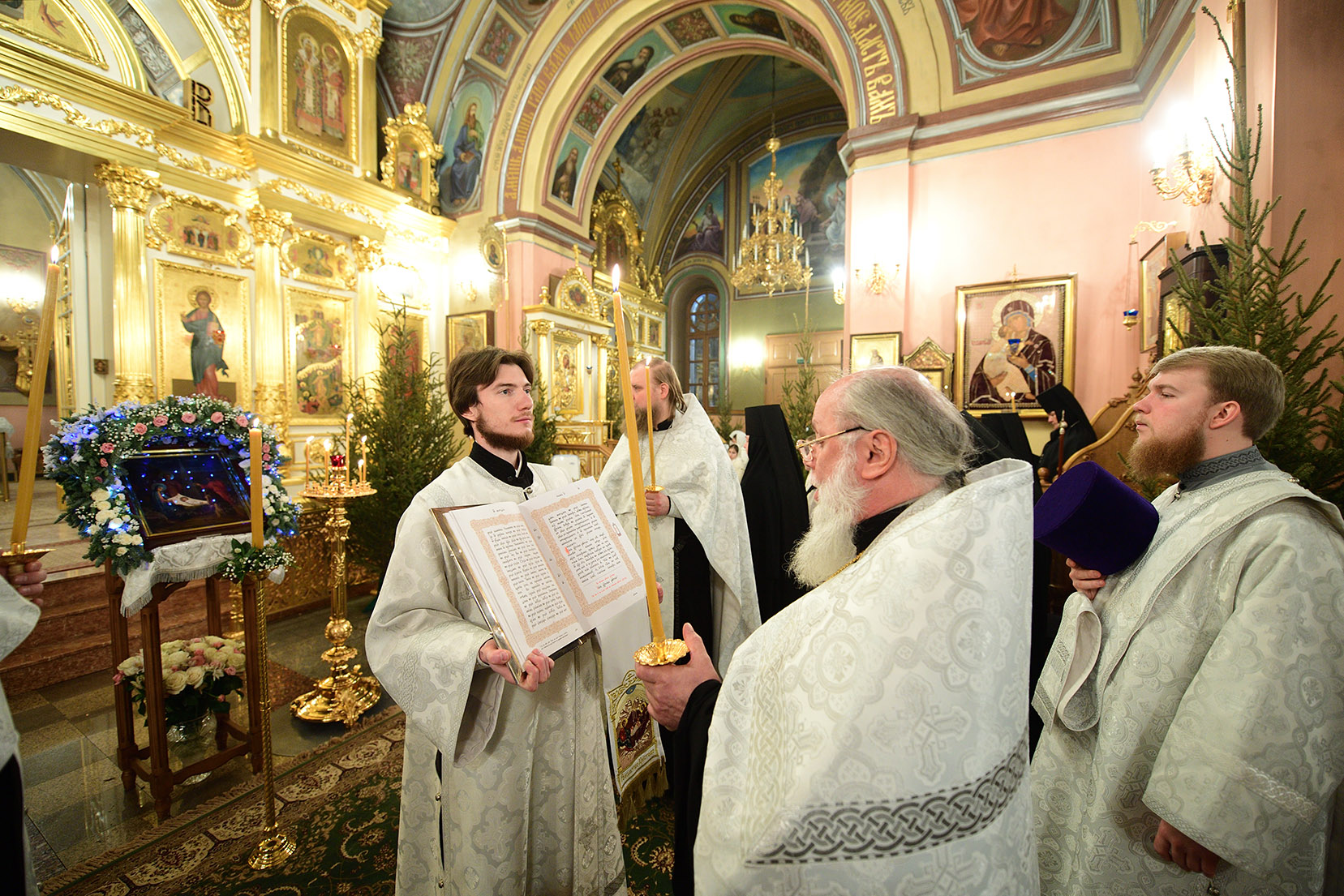 Рождество Христово в Покровском женском монастыре. Всенощное бдение