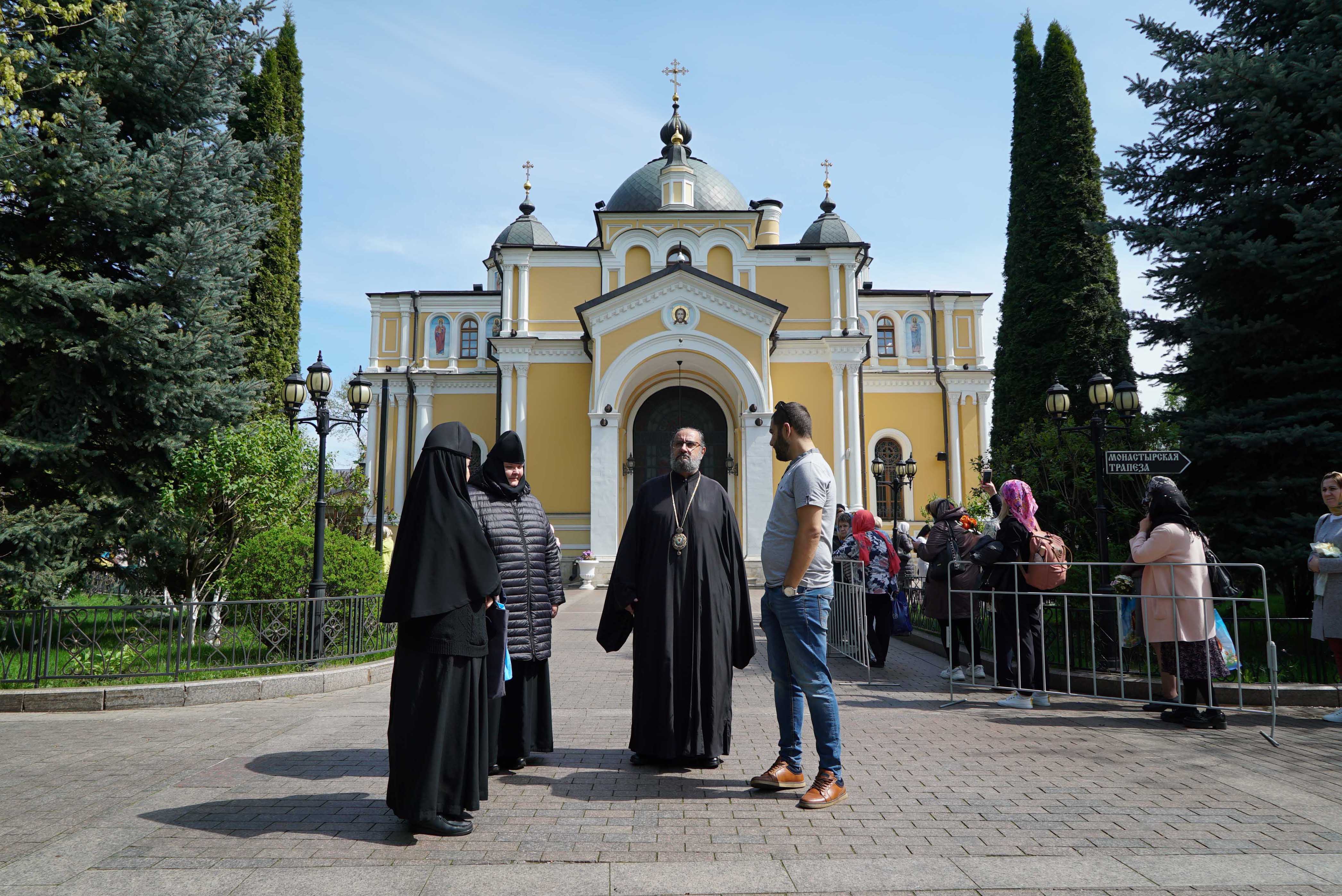 Покровский монастырь посетил иерарх Антиохийской Православной Церкви епископ Сафитский Димитрий