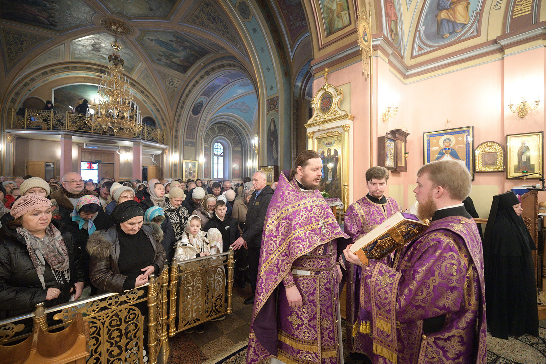 Покровский монастырь в Москве